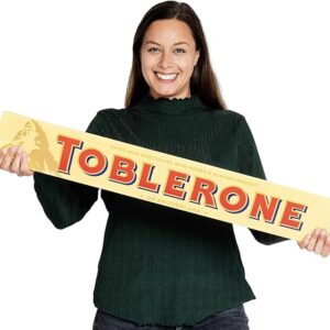 Toblerone Milk Chocolate Bar, Smooth Milk Chocolate with Honey and Almond Nougat, Christmas Treat for Sharing or Gifting, 4.5kg (Pack of 1)